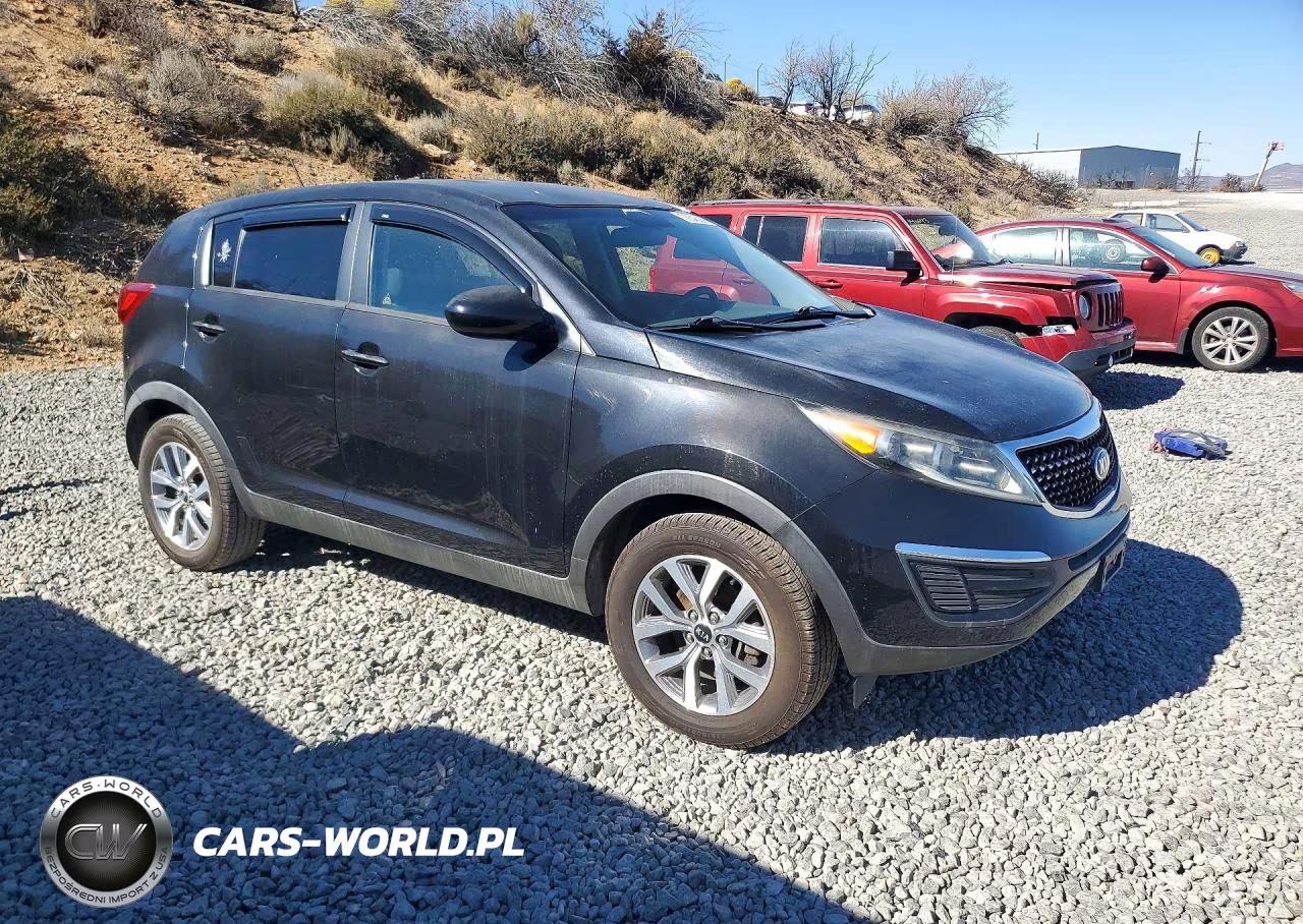 2016 Kia Sportage Lx VIN:KNDPB3ACXG7823832 - 4