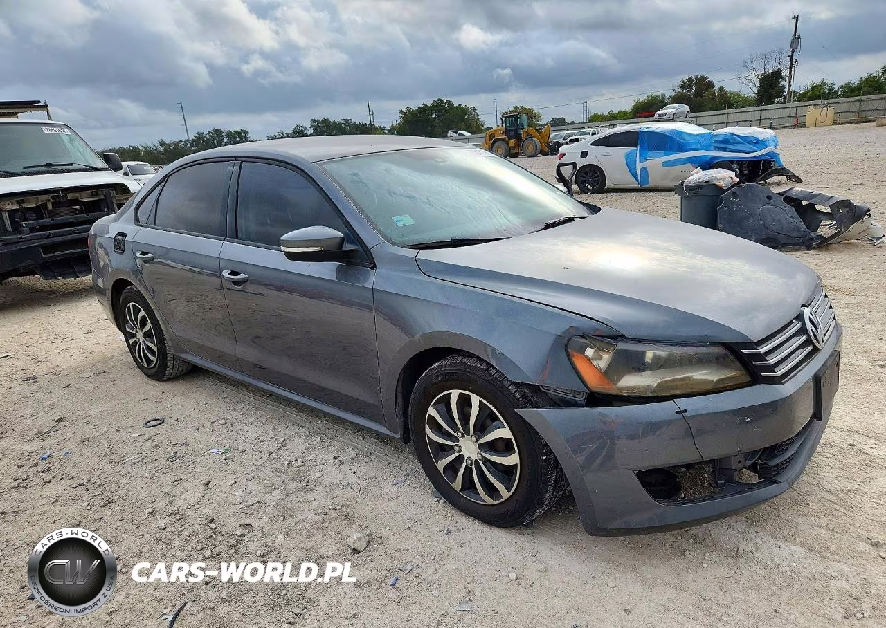 2014 Volkswagen Passat S VIN:1VWAP7A33EC016519 - 4