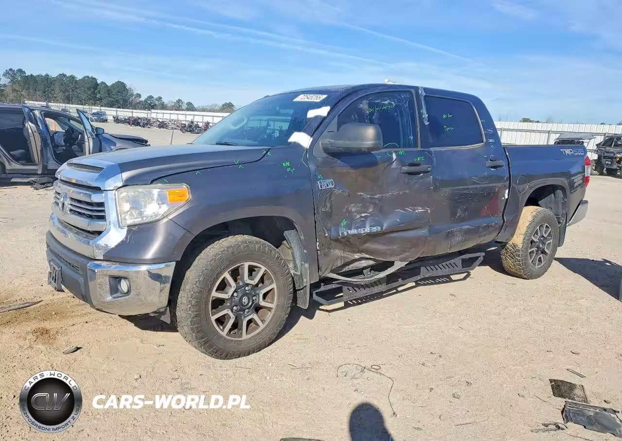 2017 Toyota Tundra Crewmax Sr5