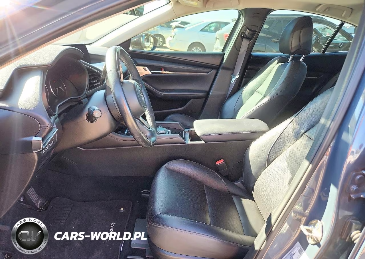 2023 Mazda 3 Premium Plus VIN:3MZBPBEY4PM376428 - 7