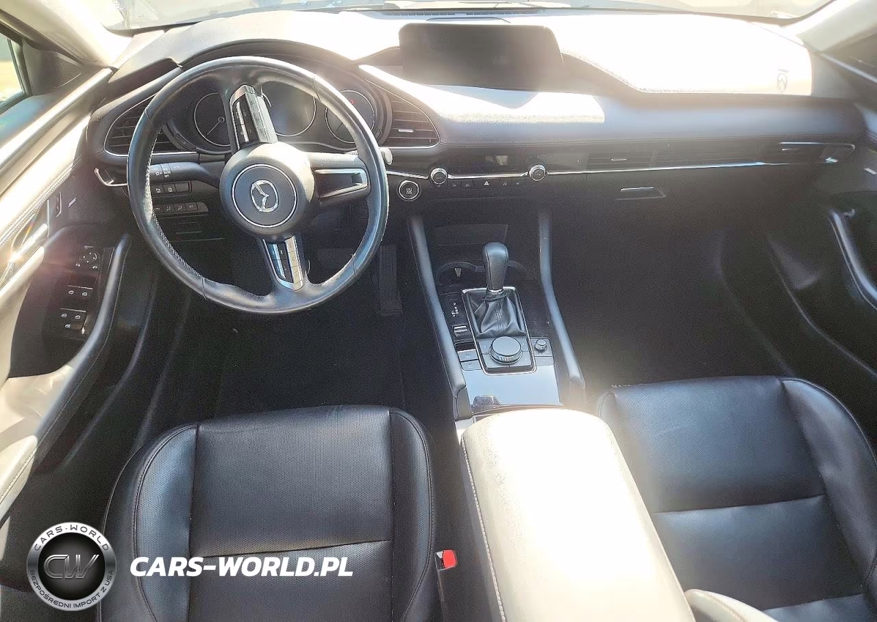 2023 Mazda 3 Premium Plus VIN:3MZBPBEY4PM376428 - 8