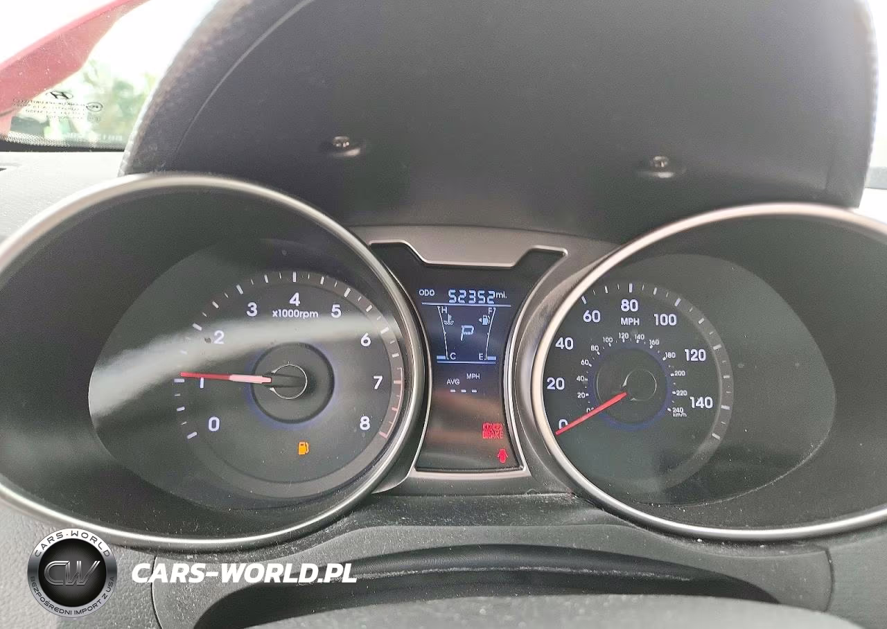 2012 Hyundai Veloster Base VIN:KMHTC6AD1CU032750 - 9
