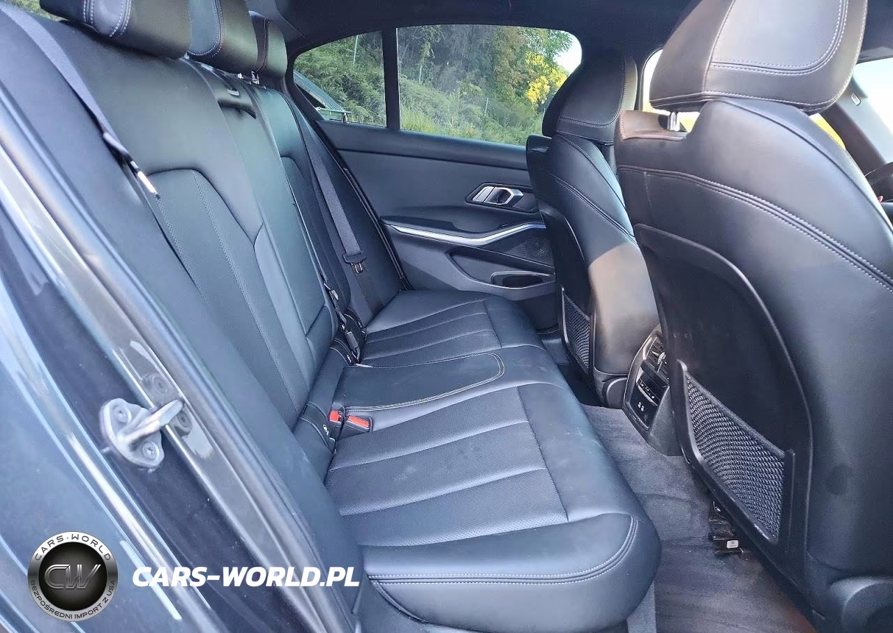 2022 BMW 330Xi VIN:3MW5R7J04N8C23462 - 10