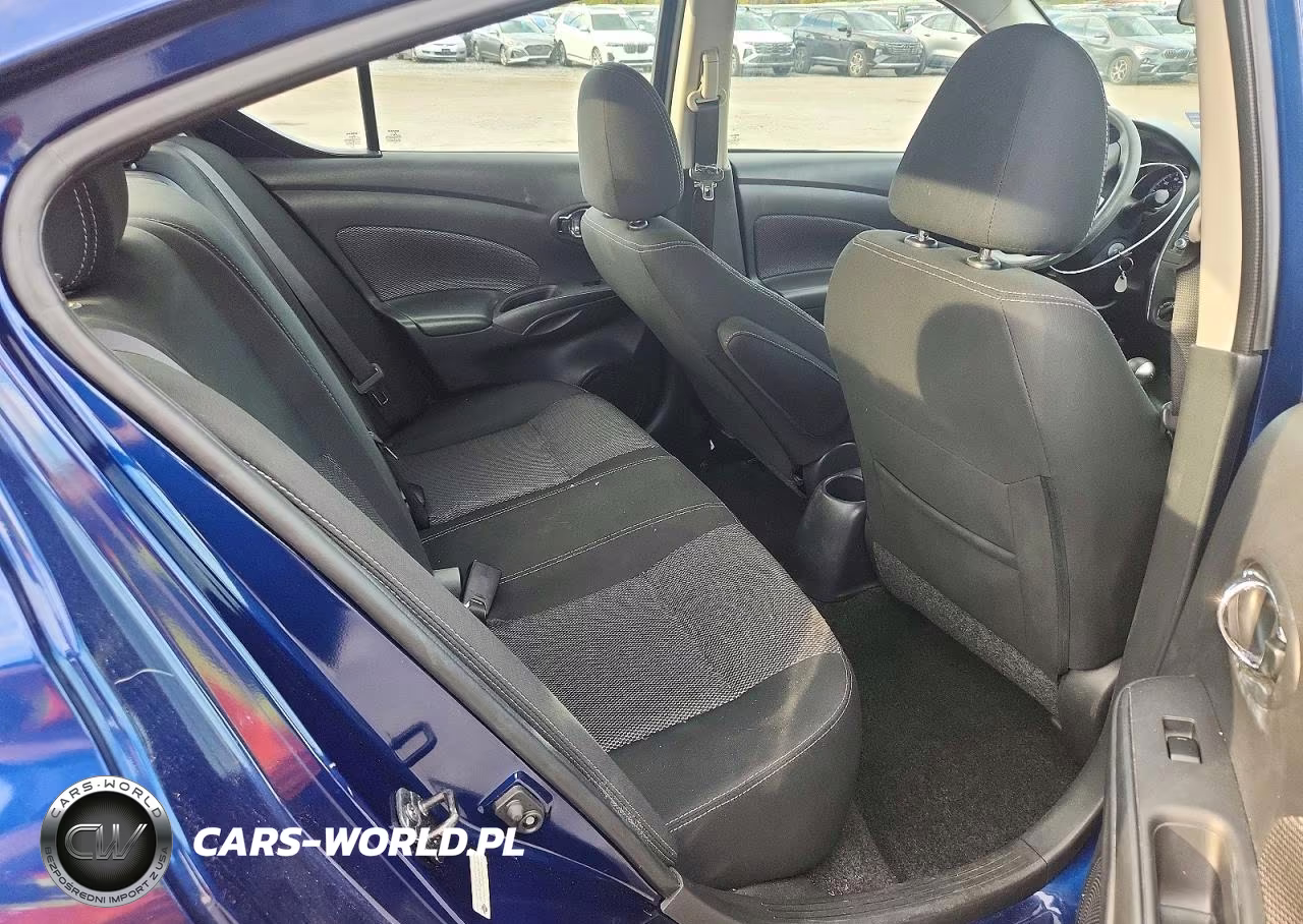 2018 Nissan Versa Sv VIN:3N1CN7AP0JL880188 - 10