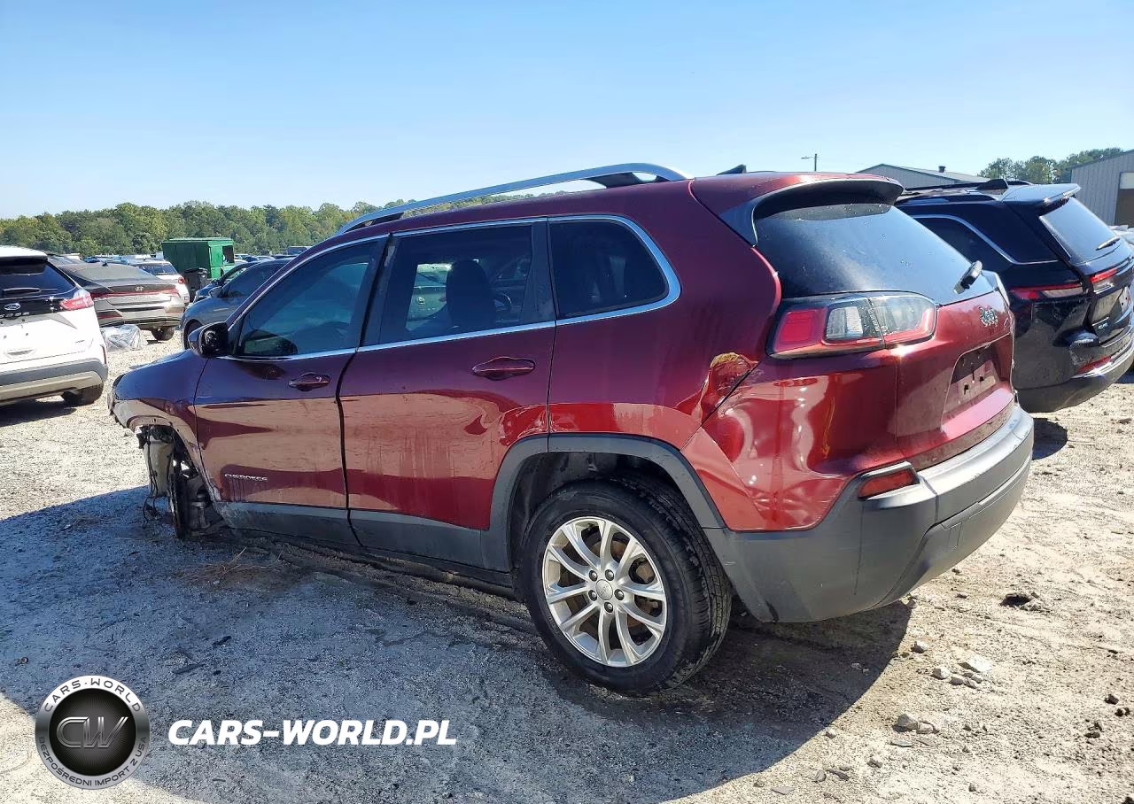 2019 Jeep Cherokee Latitude VIN:1C4PJLCB0KD411601 - 2