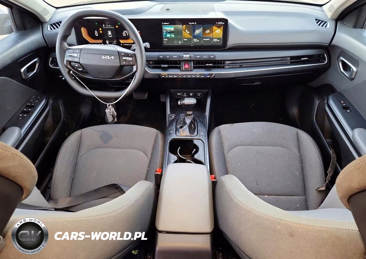 2025 Kia K4 Lxs VIN:3KPFT4DE6SE020780 - 8