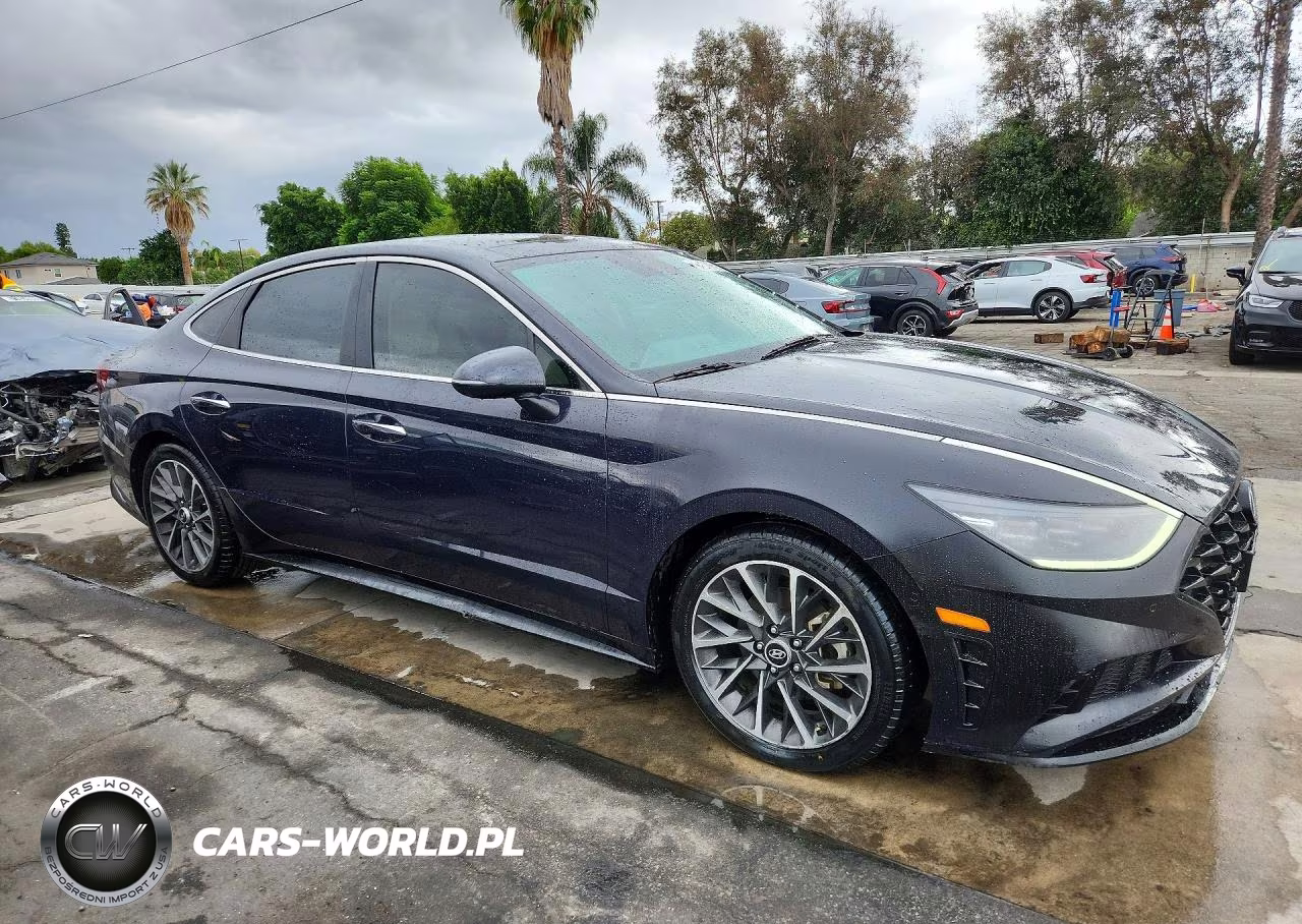 2023 Hyundai Sonata Limited VIN:KMHL34J28PA279516 - 4