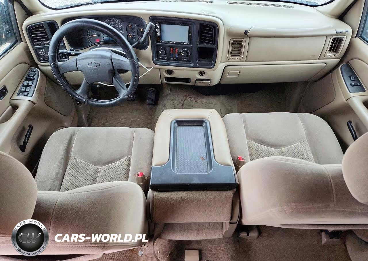 2004 Chevrolet Suburban C1500 VIN:1GNEC16Z94J197721 - 8
