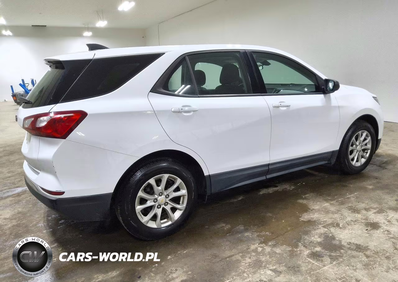 2018 Chevrolet Equinox Ls VIN:2GNAXHEV3J6235348 - 3