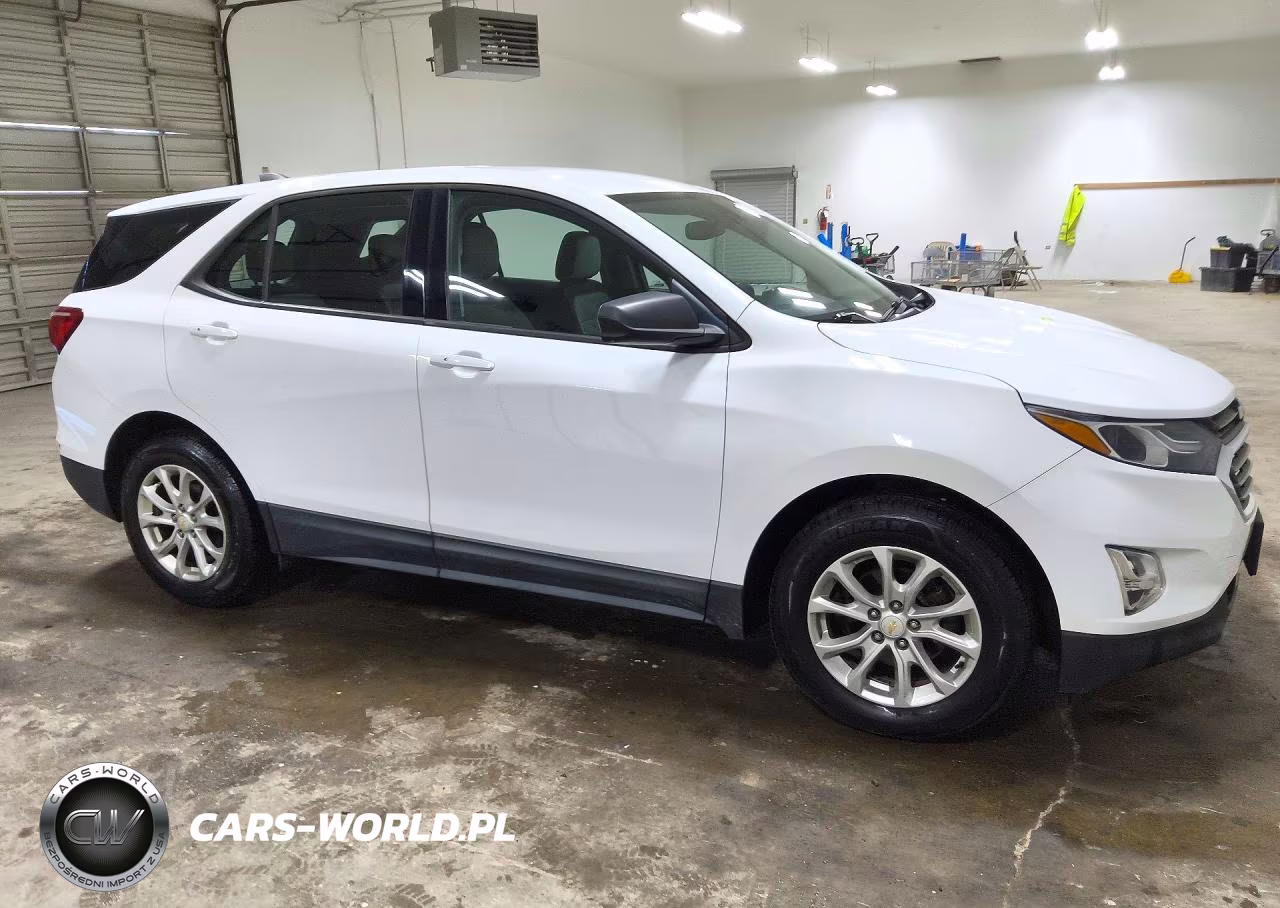 2018 Chevrolet Equinox Ls VIN:2GNAXHEV3J6235348 - 4