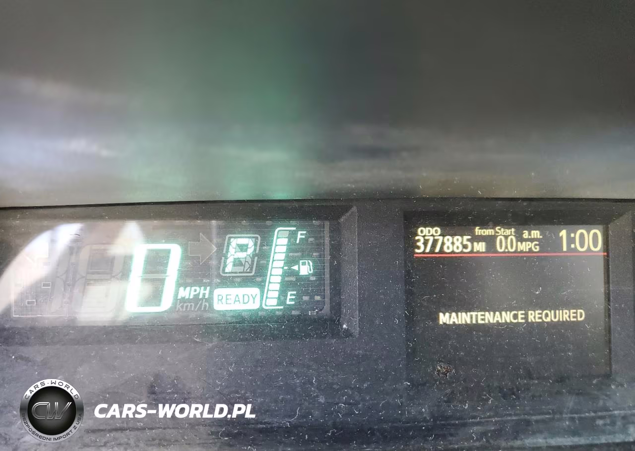 2013 Toyota Prius C Two VIN:JTDKDTB30D1038530 - 9