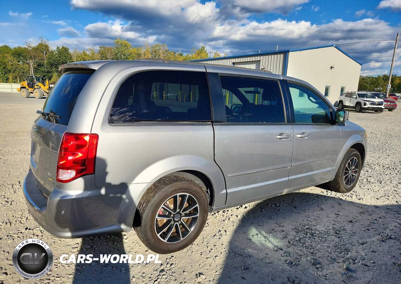 2017 Dodge Grand Caravan Gt VIN:2C4RDGEG3HR717570 - 3