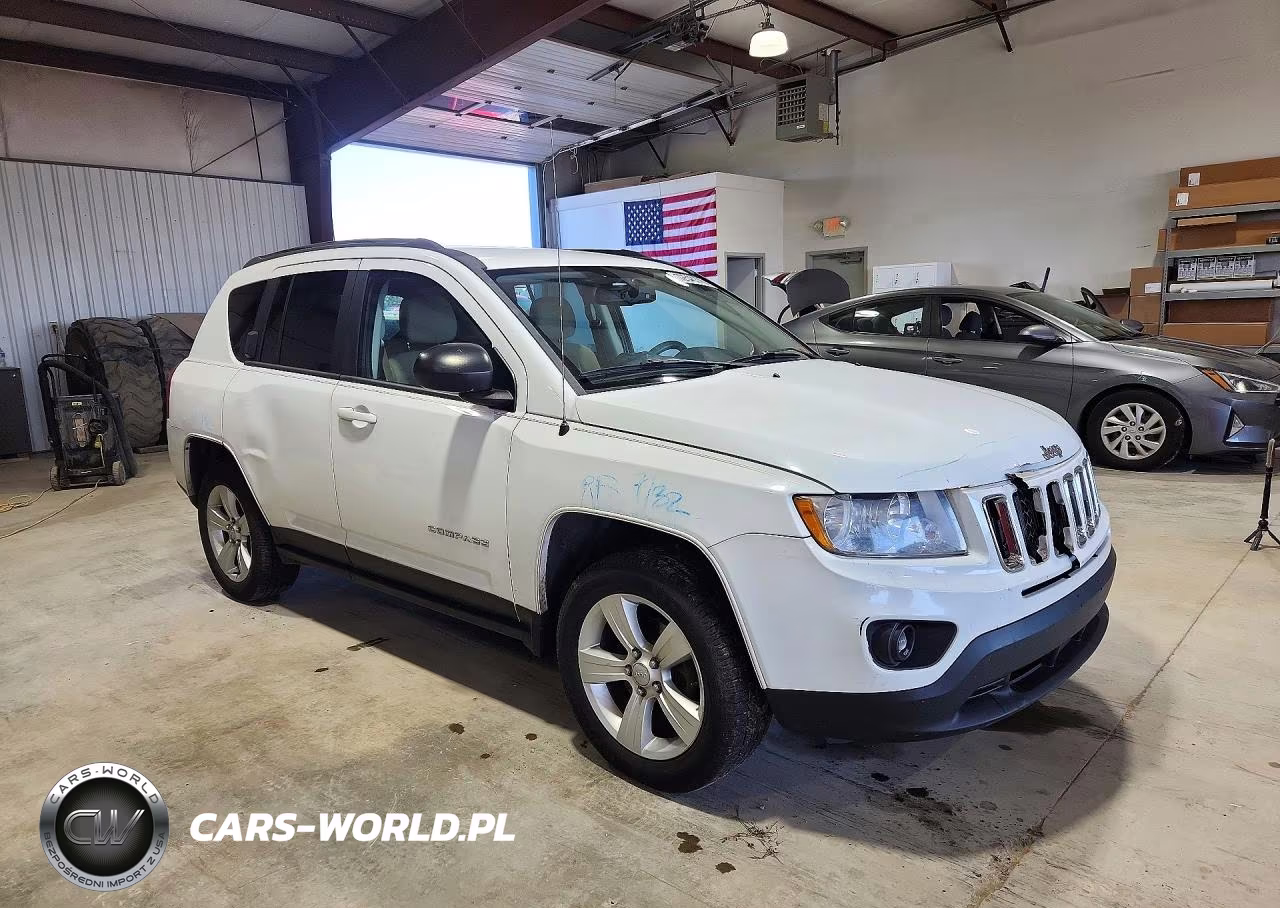 2013 Jeep Compass Sport VIN:1C4NJCBB6DD283425 - 4