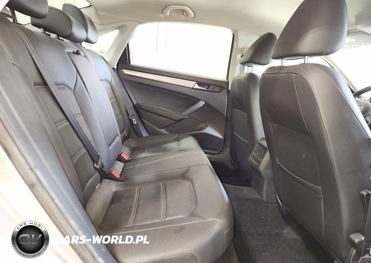 2014 Volkswagen Passat VIN:1VWAP7A36EC006311 - 10