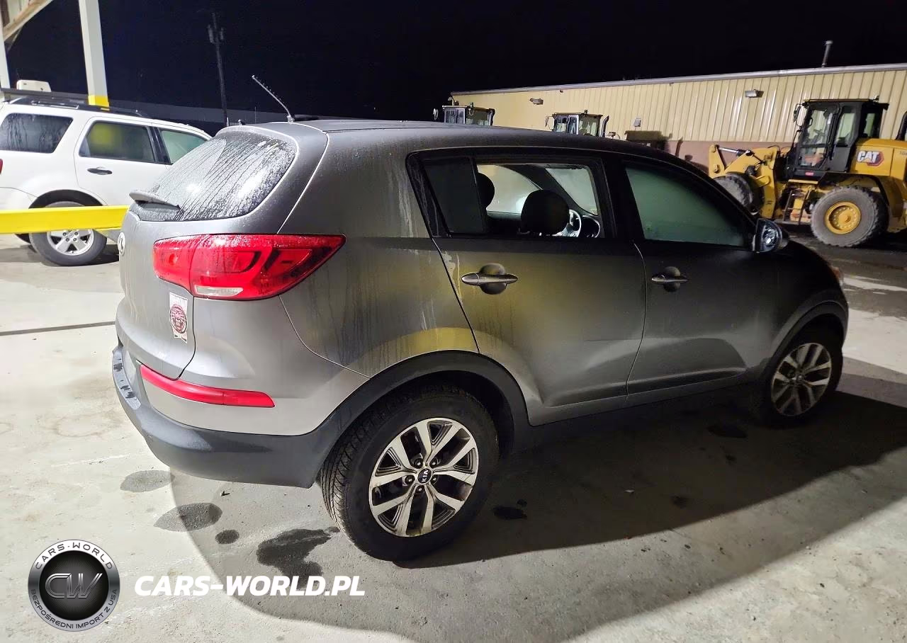 2016 Kia Sportage Lx VIN:KNDPB3AC2G7852791 - 3