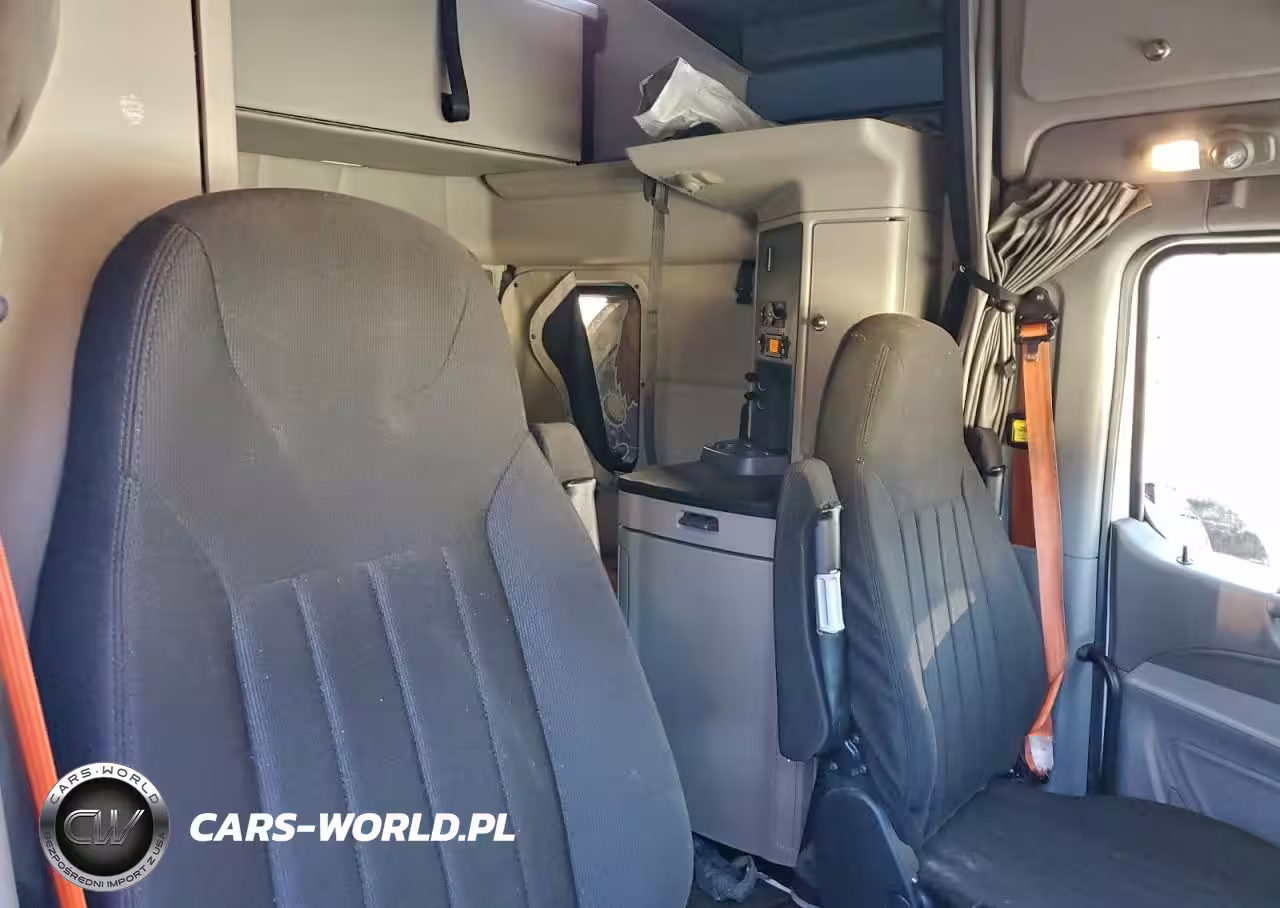 2021 Peterbilt 579 VIN:1XPBDP9X6MD742809 - 6