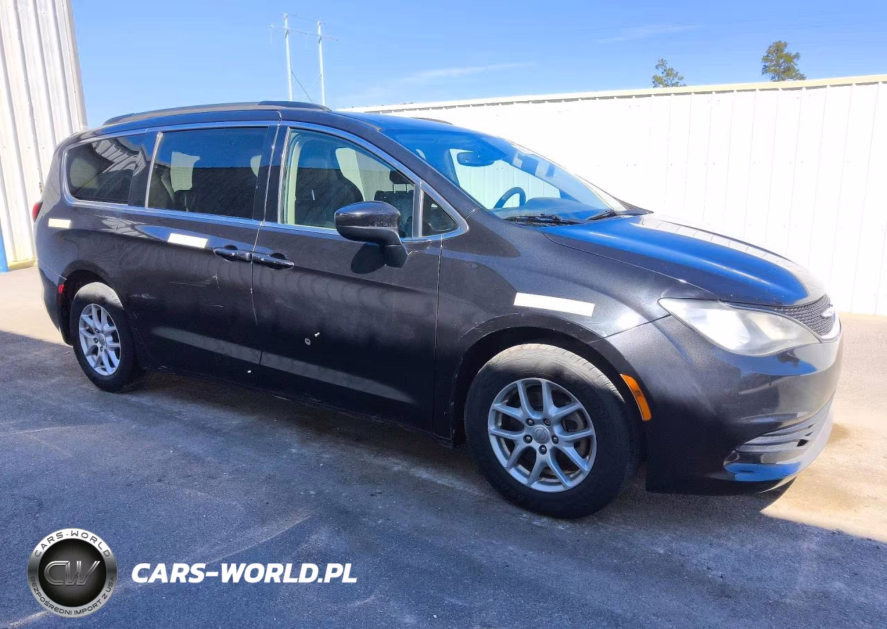 2020 Chrysler Voyager Lxi VIN:2C4RC1DG0LR147084 - 4
