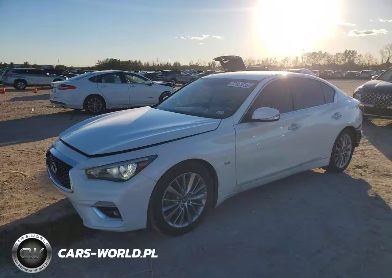 2018 Infiniti Q50 Luxe