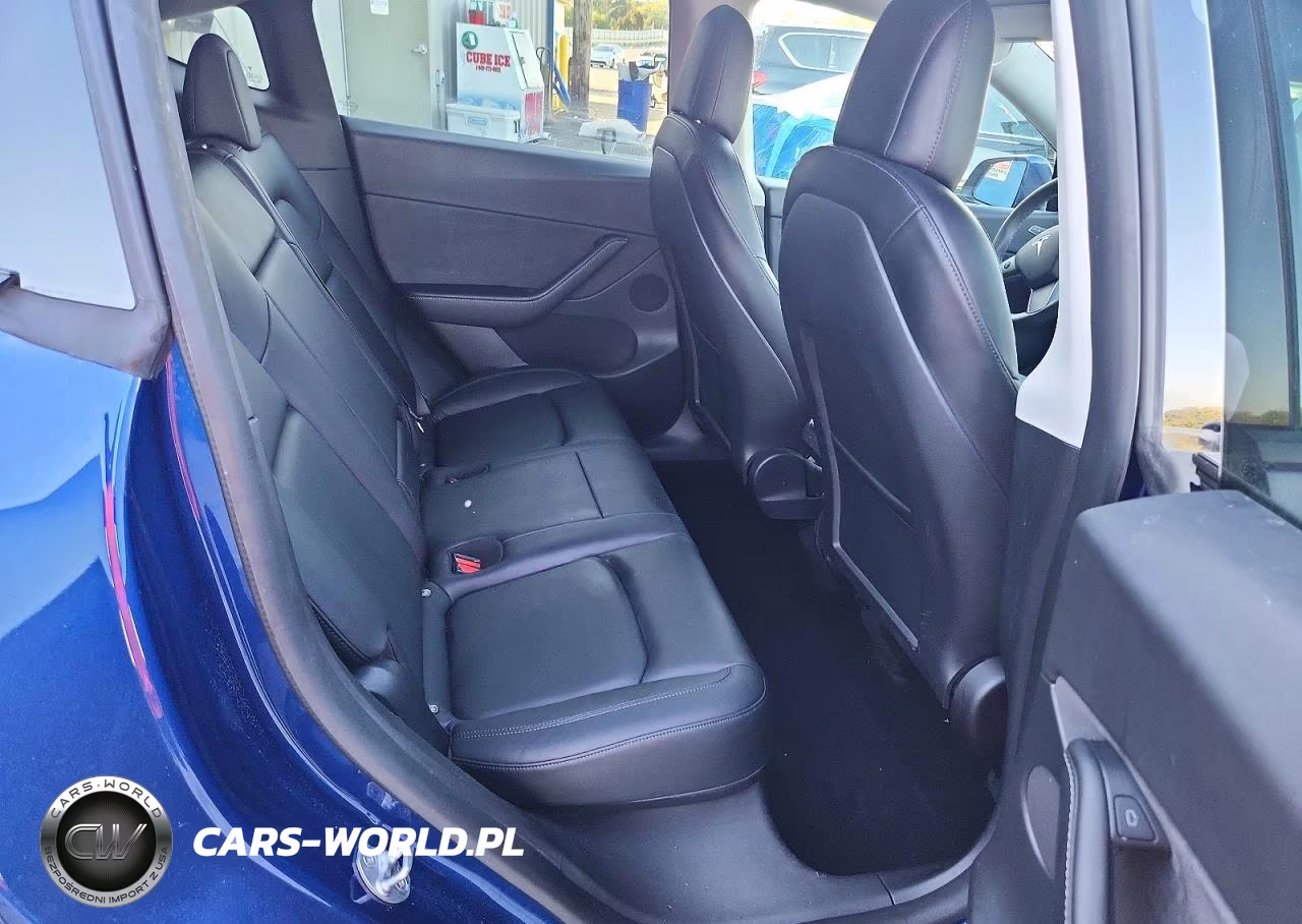 2022 Tesla Model Y VIN:7SAYGDEE7NF365510 - 11
