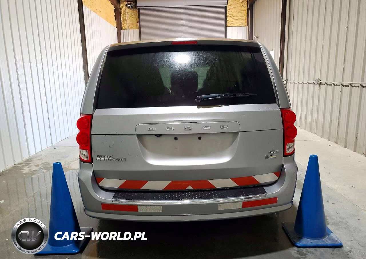 2019 Dodge Grand Caravan Sxt VIN:2C4RDGCG1KR773209 - 6