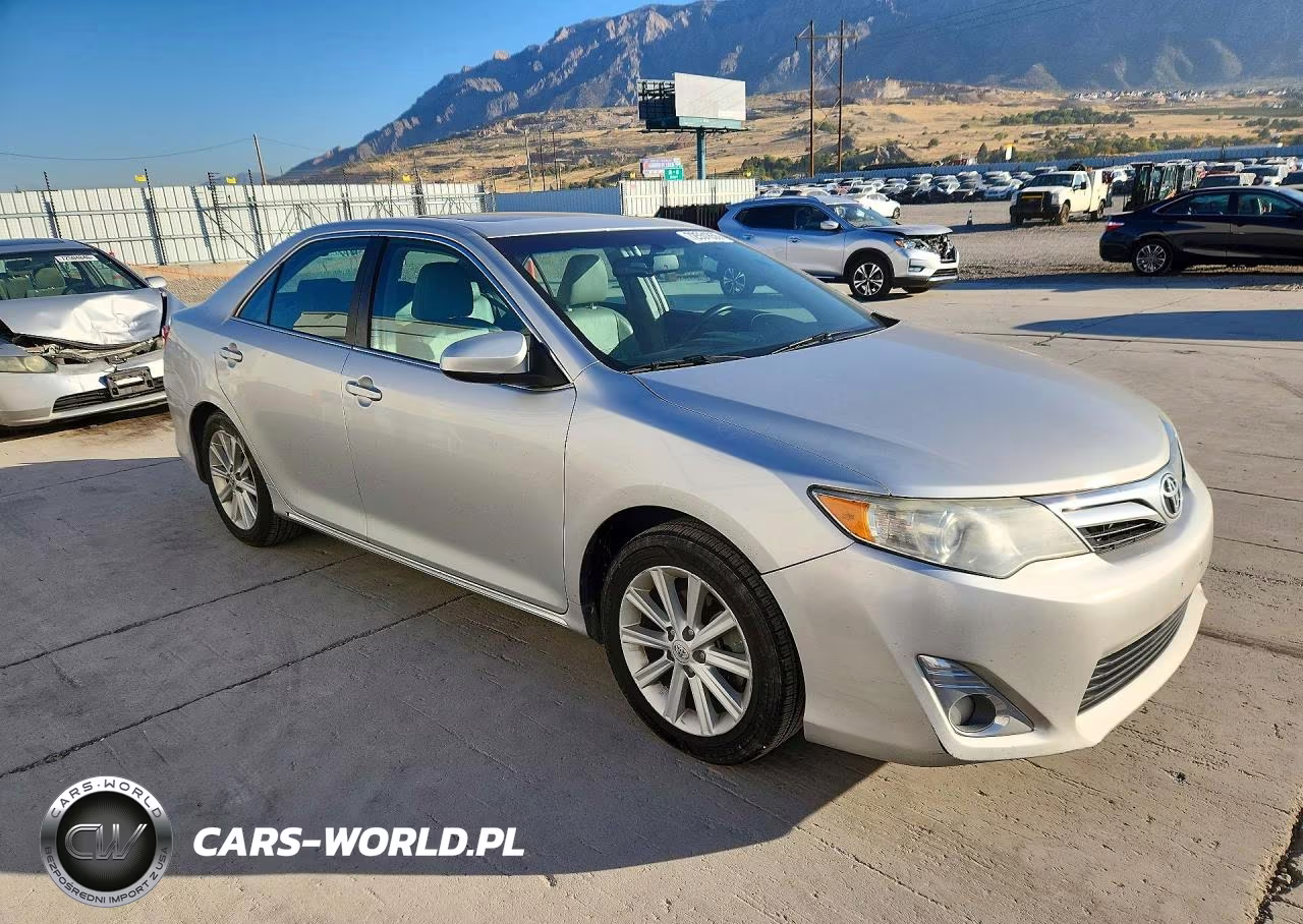 2013 Toyota Camry Xle VIN:4T1BF1FK7DU248570 - 4