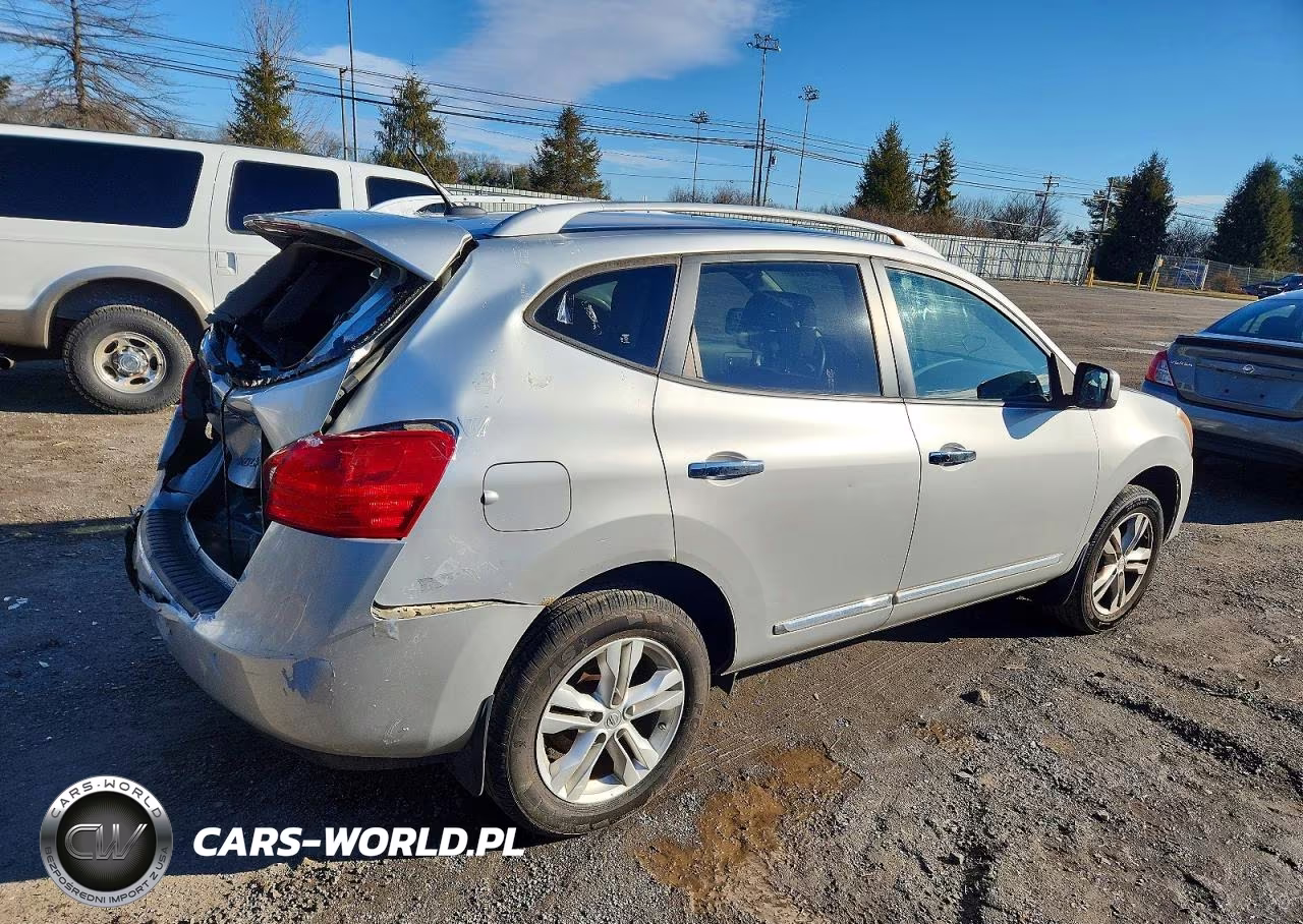 2013 Nissan Rogue S VIN:JN8AS5MV5DW605480 - 3