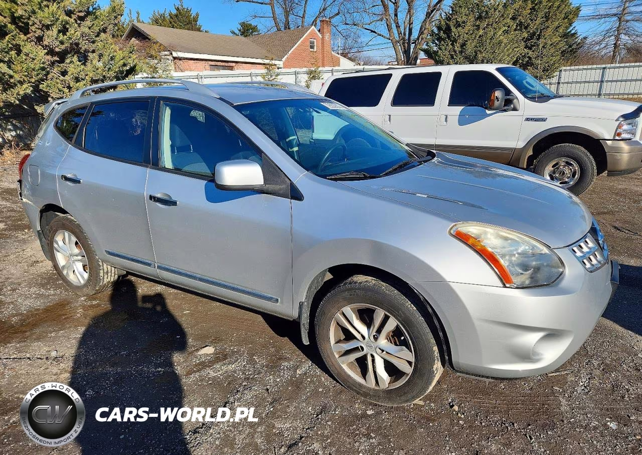 2013 Nissan Rogue S VIN:JN8AS5MV5DW605480 - 4