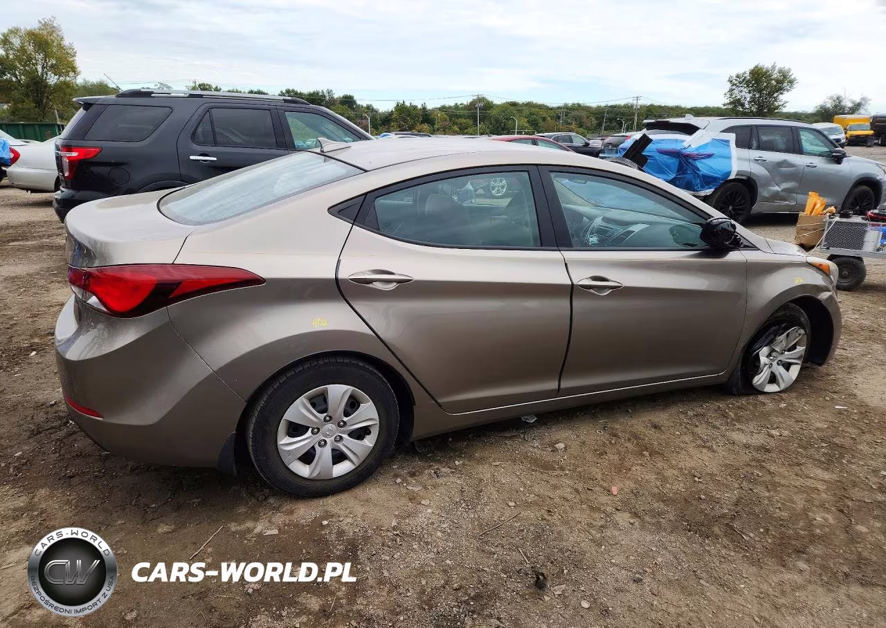 2016 Hyundai Elantra Se VIN:5NPDH4AE9GH720146 - 3