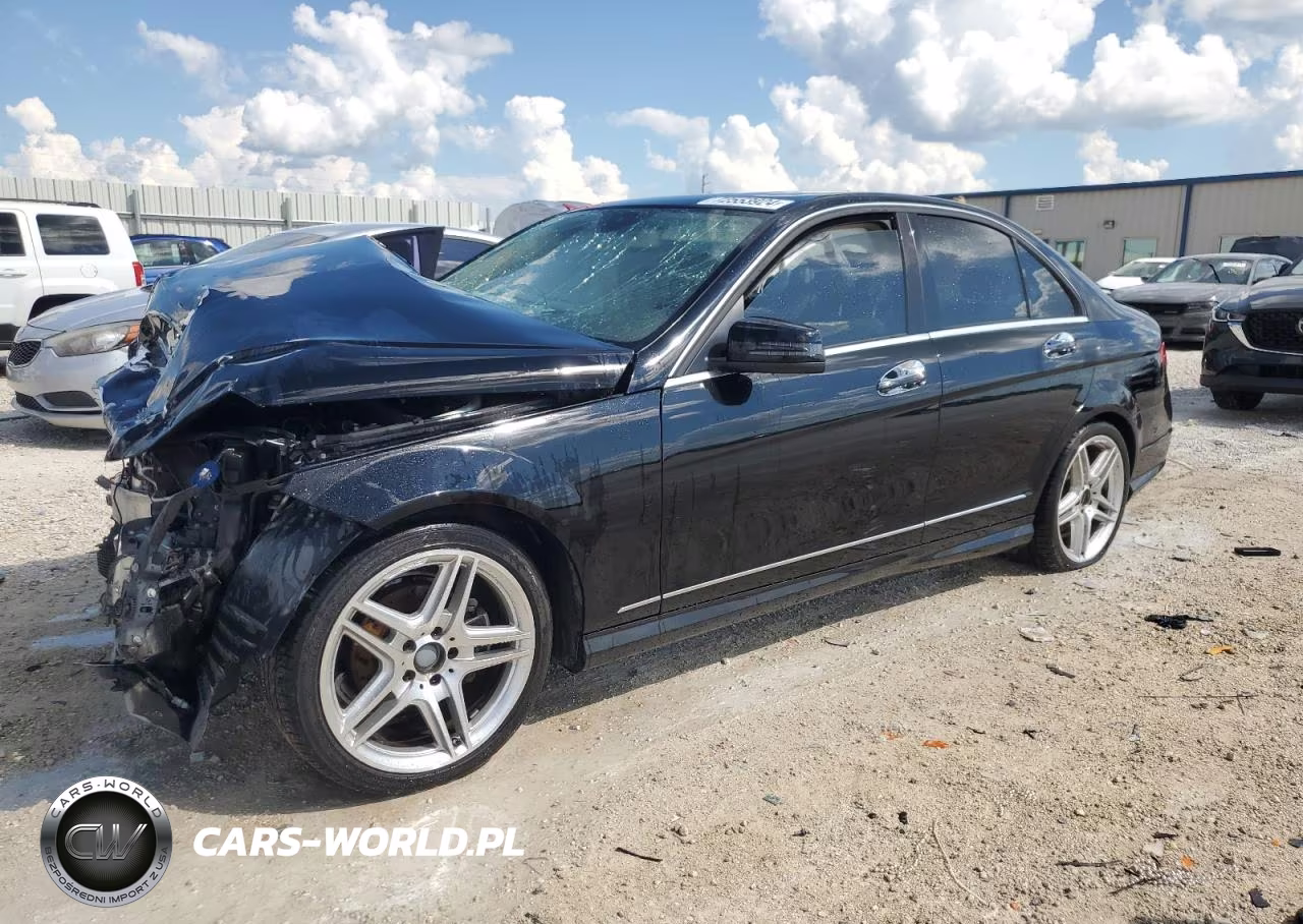 2014 Mercedes-Benz C 250 – zdjęcie 1 z 13