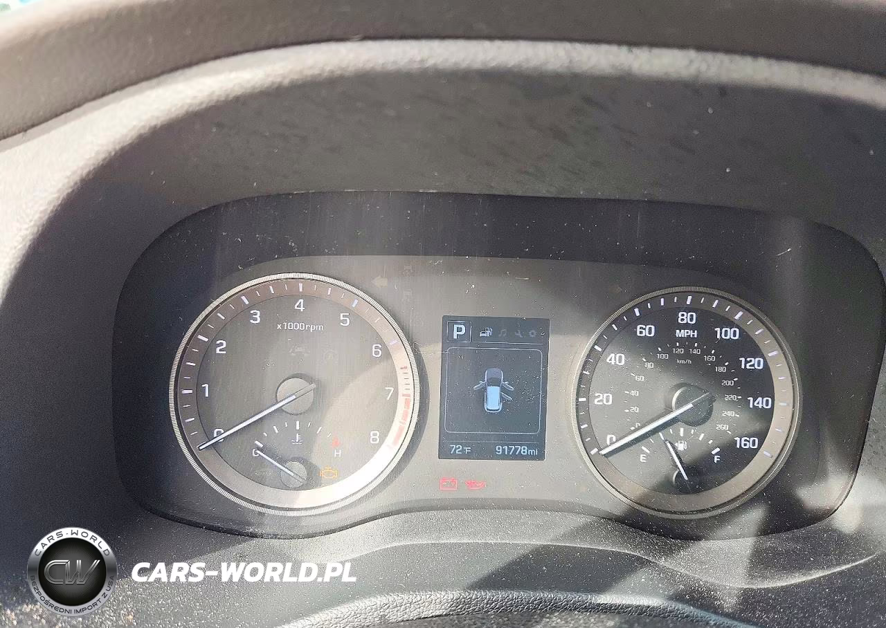 2018 Hyundai Tucson Se VIN:KM8J23A42JU755187 - 9