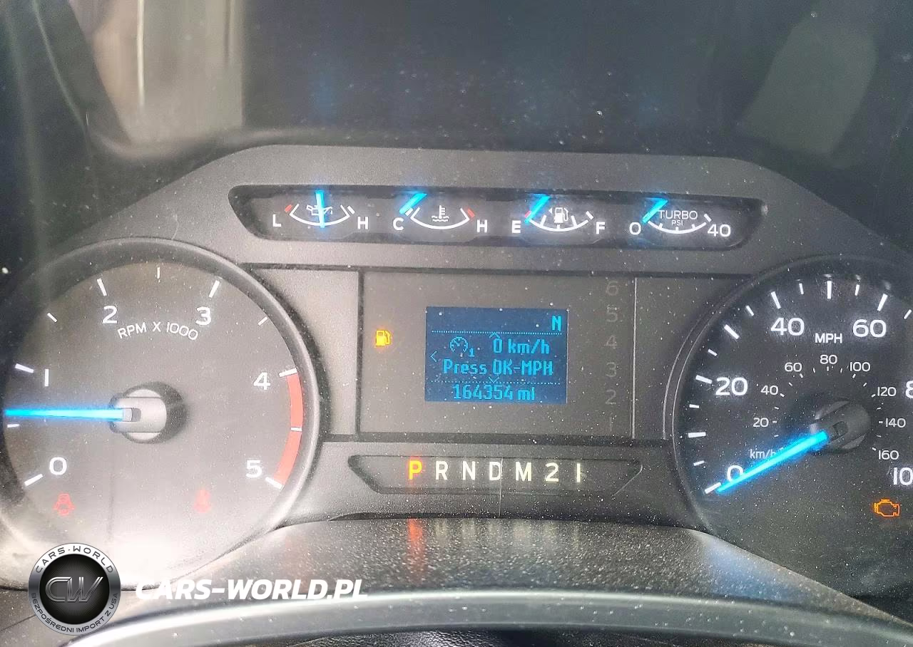 2017 Ford F550 Super Duty VIN:1FDUF5GT0HEE06660 - 9