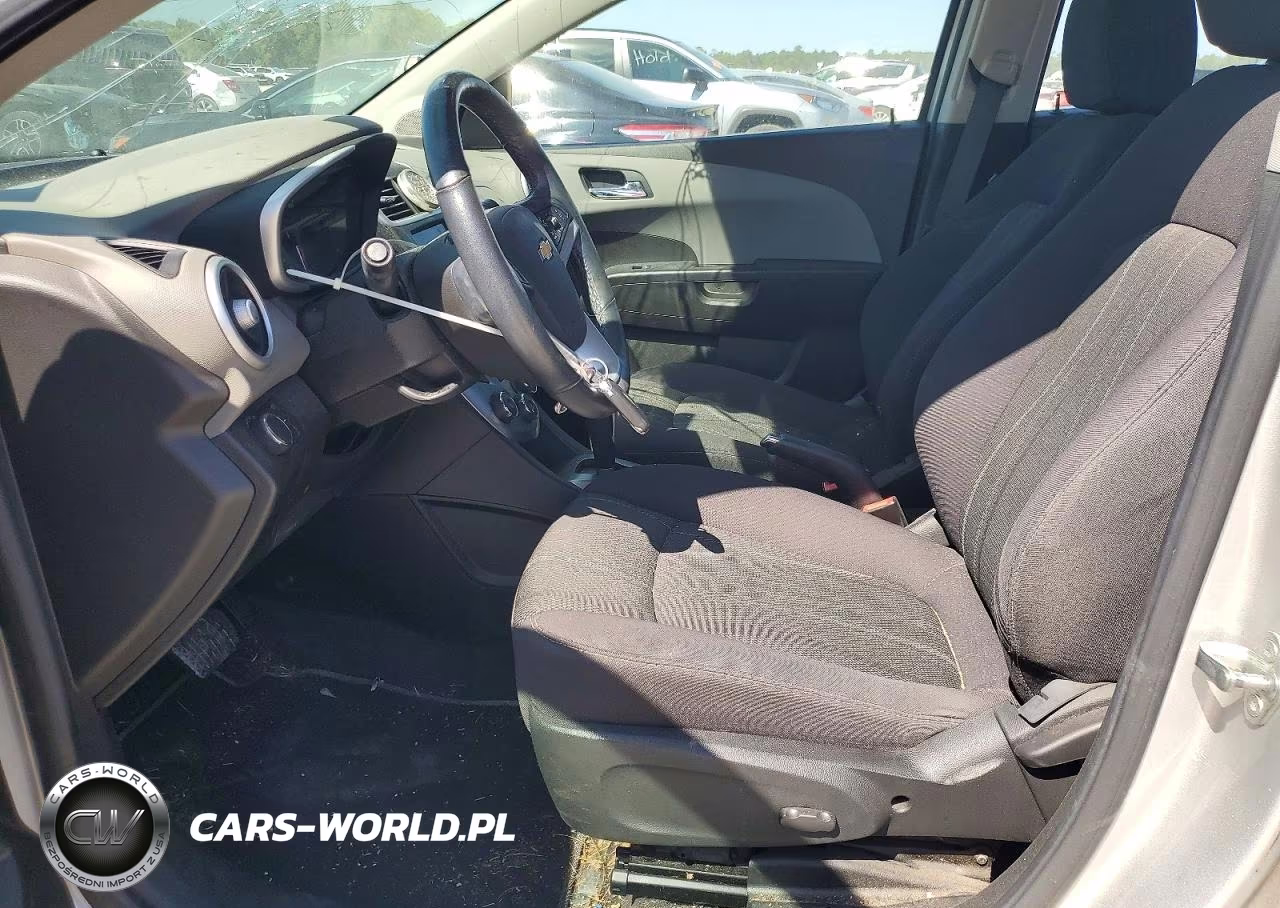 2020 Chevrolet Sonic Lt VIN:1G1JD5SB2L4141484 - 7
