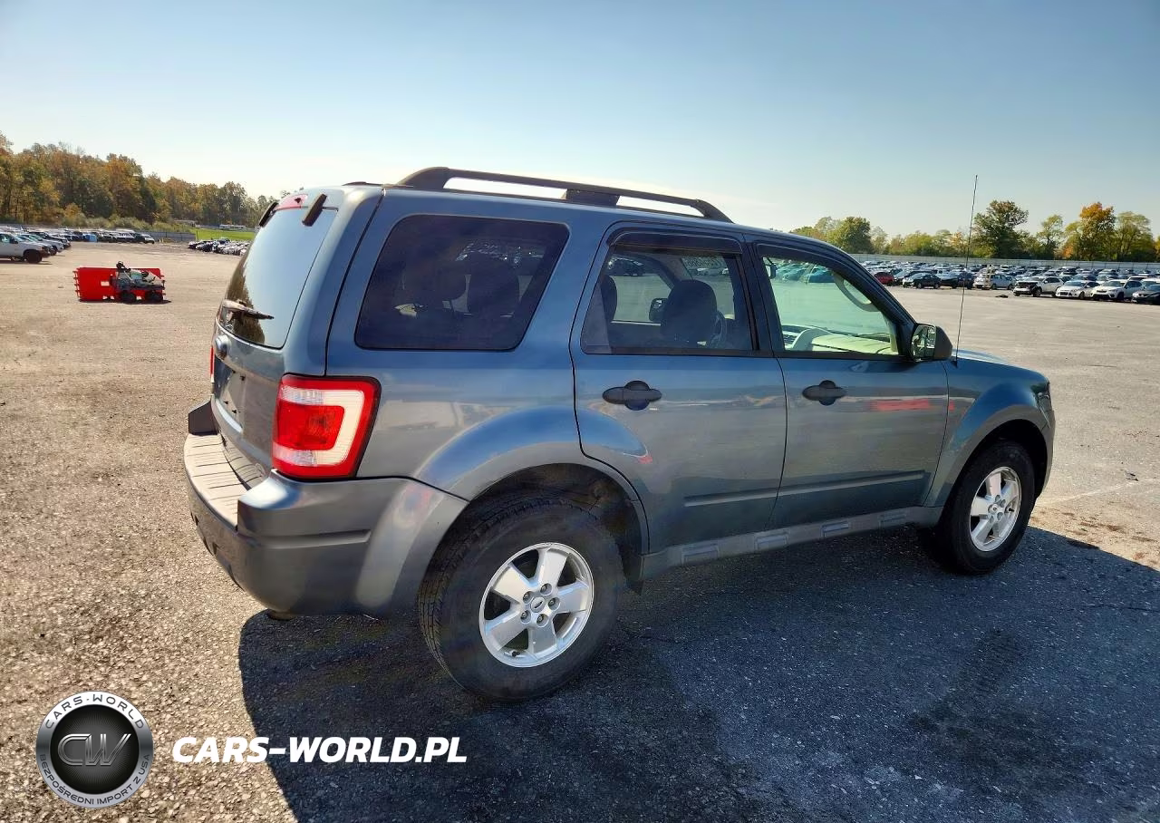 2012 Ford Escape Xlt VIN:1FMCU0D70CKB87169 - 3