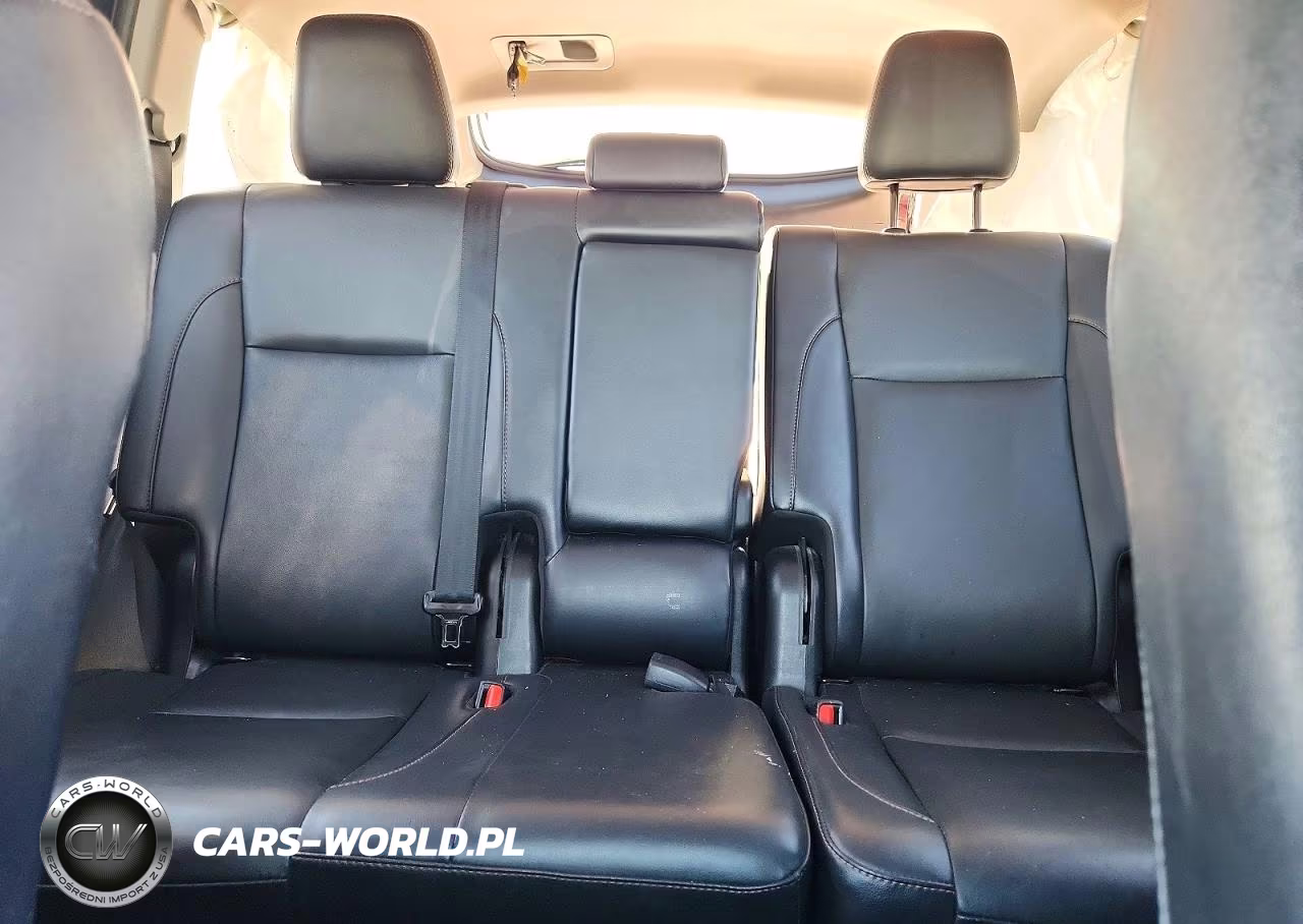 2019 Toyota Highlander Hybrid Xle VIN:5TDJGRFH9KS072235 - 10