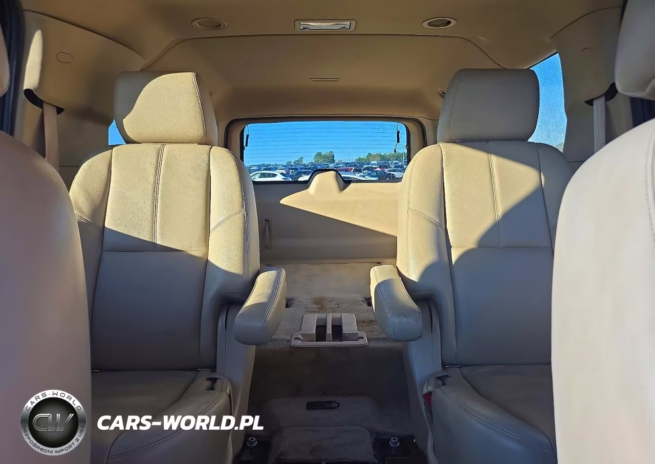 2014 Chevrolet Suburban C1500 Lt VIN:1GNSCJE08ER137700 - 10
