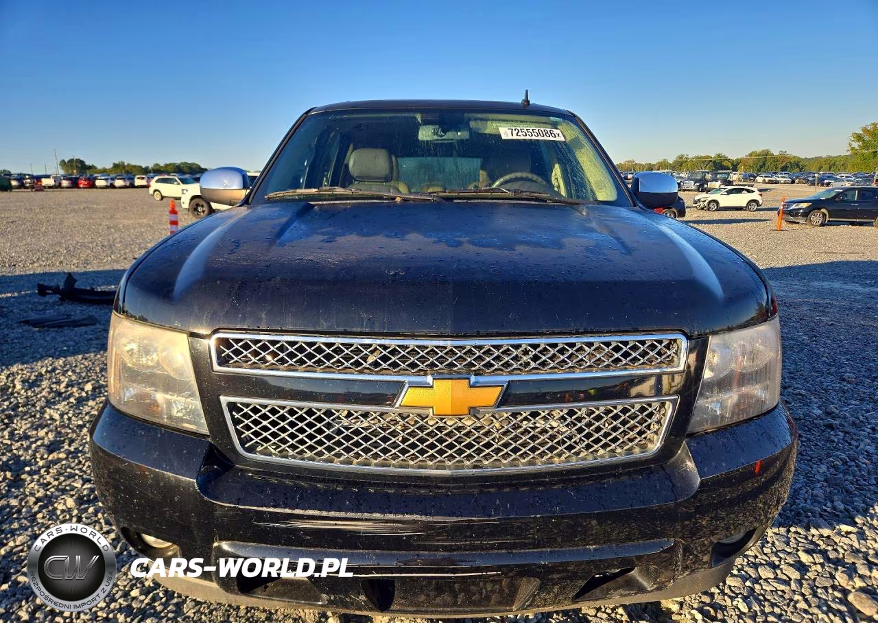 2014 Chevrolet Suburban C1500 Lt VIN:1GNSCJE08ER137700 - 5