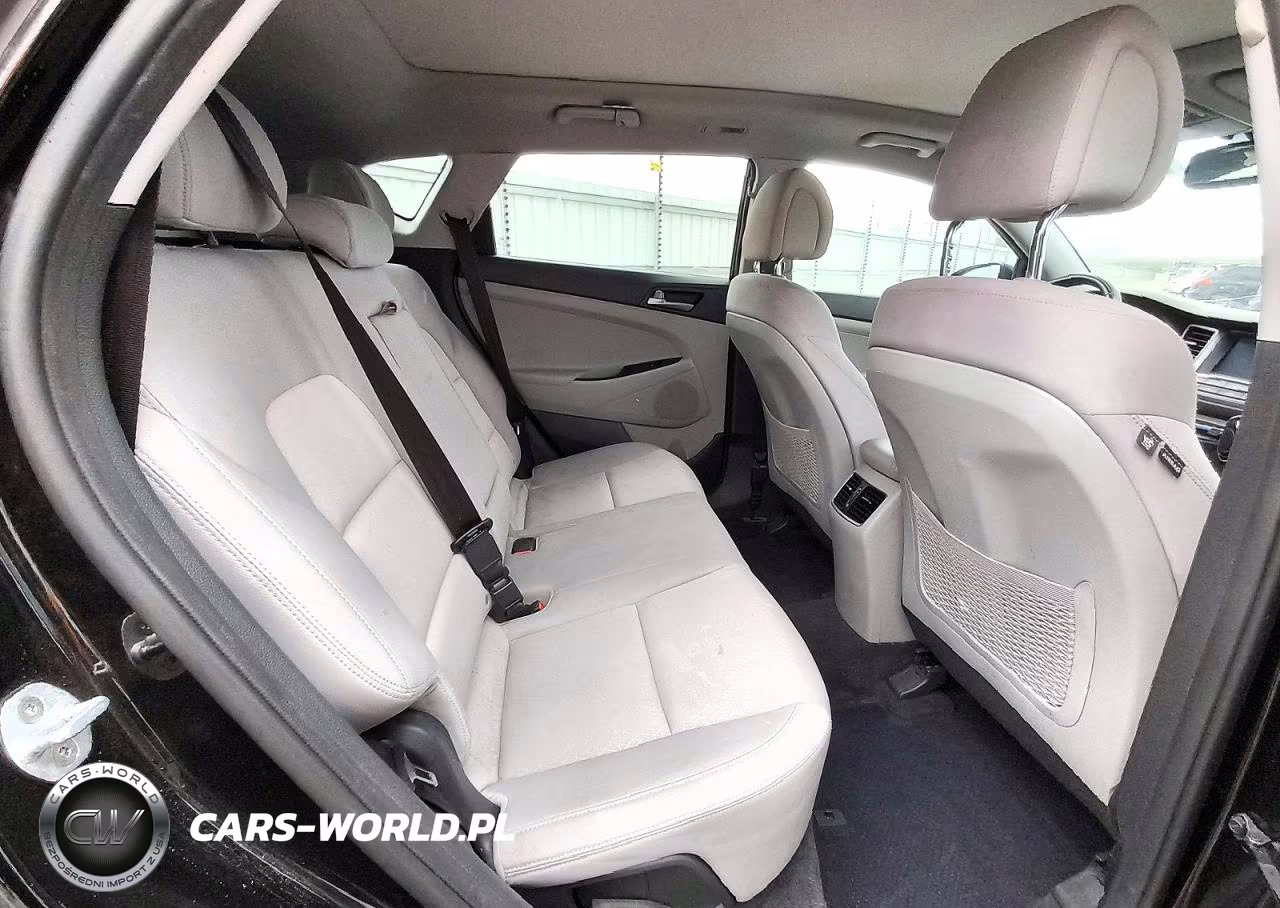 2018 Hyundai Tucson Value VIN:KM8J33A2XJU682324 - 11