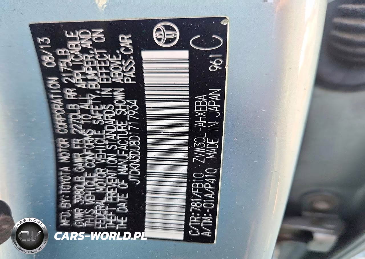 2013 Toyota Prius Two VIN:JTDKN3DU8D1717934 - 13