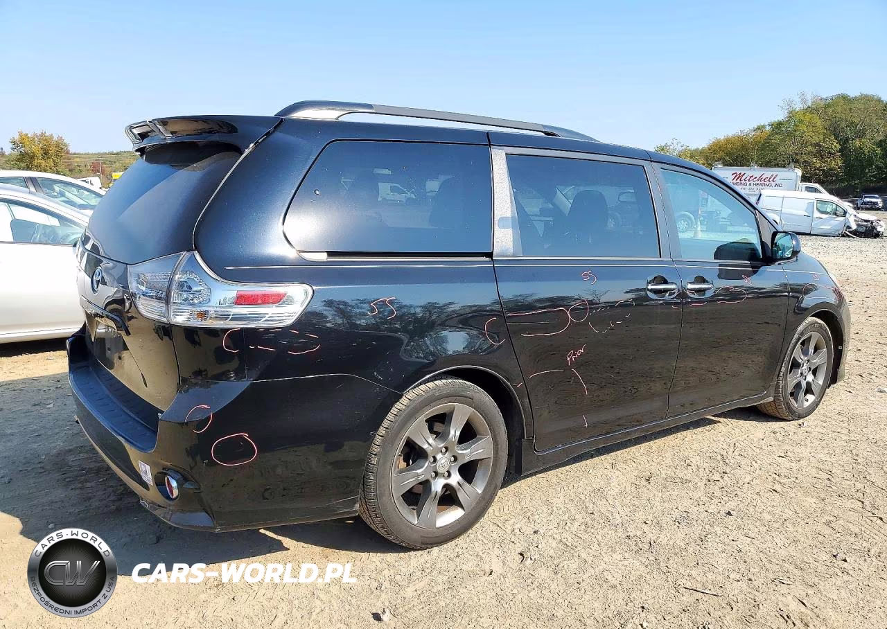 2016 Toyota Sienna Se VIN:5TDXK3DC2GS736671 - 3
