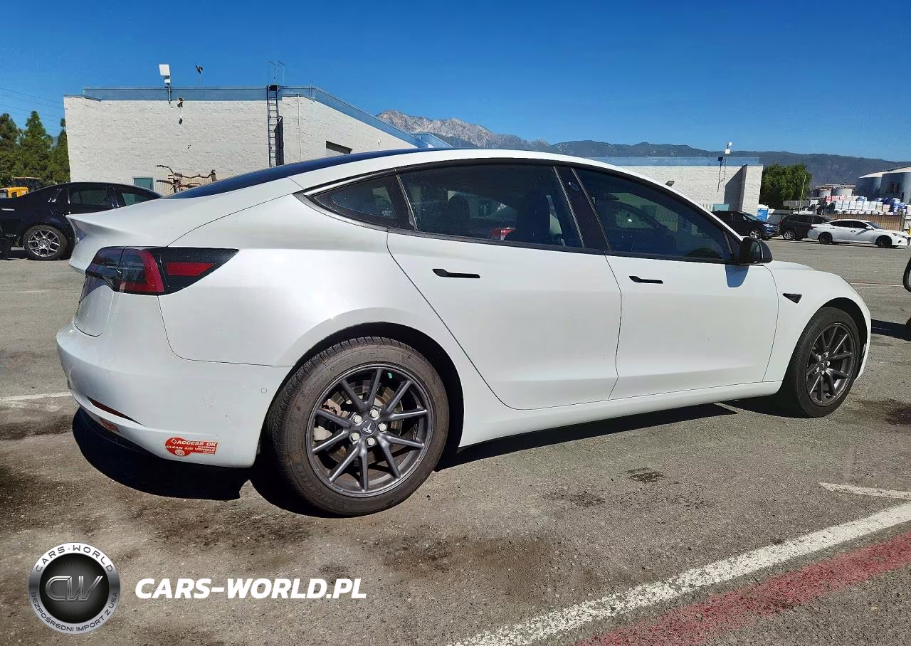 2018 Tesla Model 3 VIN:5YJ3E1EA3JF017271 - 3