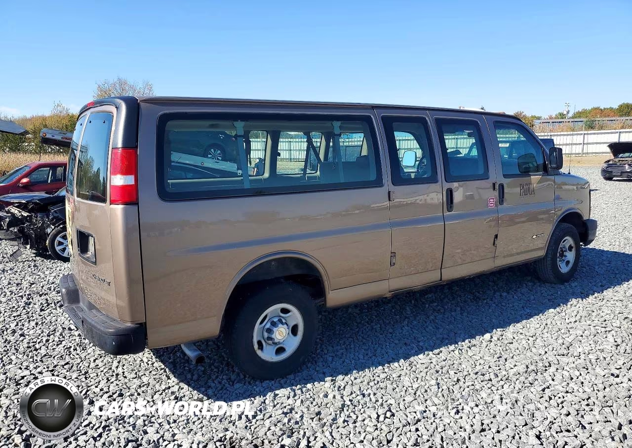 2003 Chevrolet Express G2500 VIN:1GNGG29U231115703 - 3