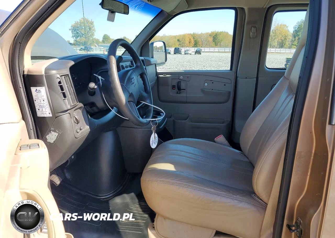 2003 Chevrolet Express G2500 VIN:1GNGG29U231115703 - 7