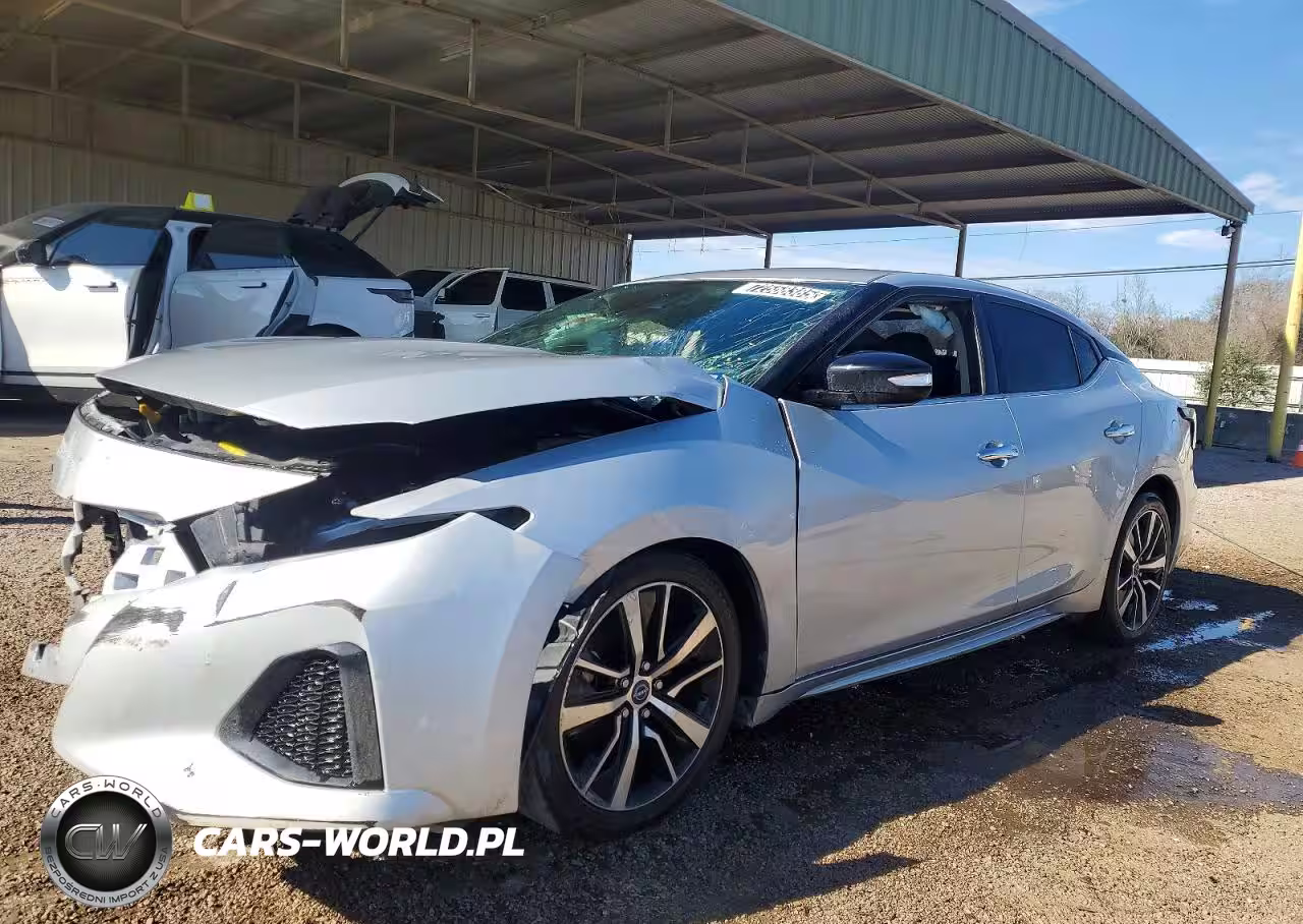 2023 Nissan Maxima Sv