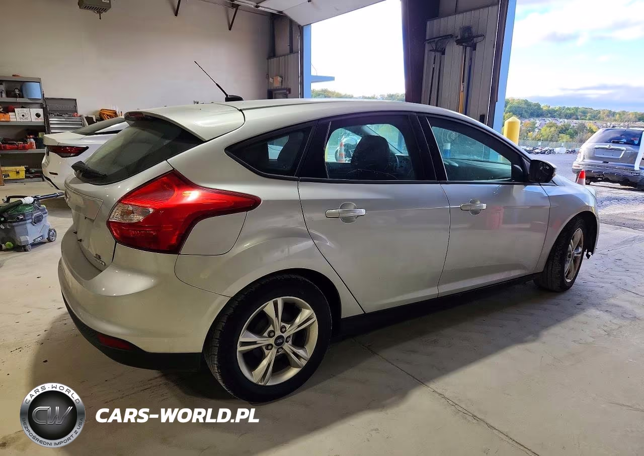 2013 Ford Focus Se VIN:1FADP3K2XDL149569 - 3