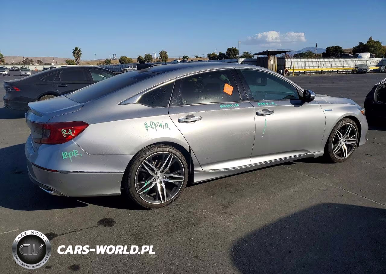 2021 Honda Accord Touring Hybrid VIN:1HGCV3F94MA004785 - 3