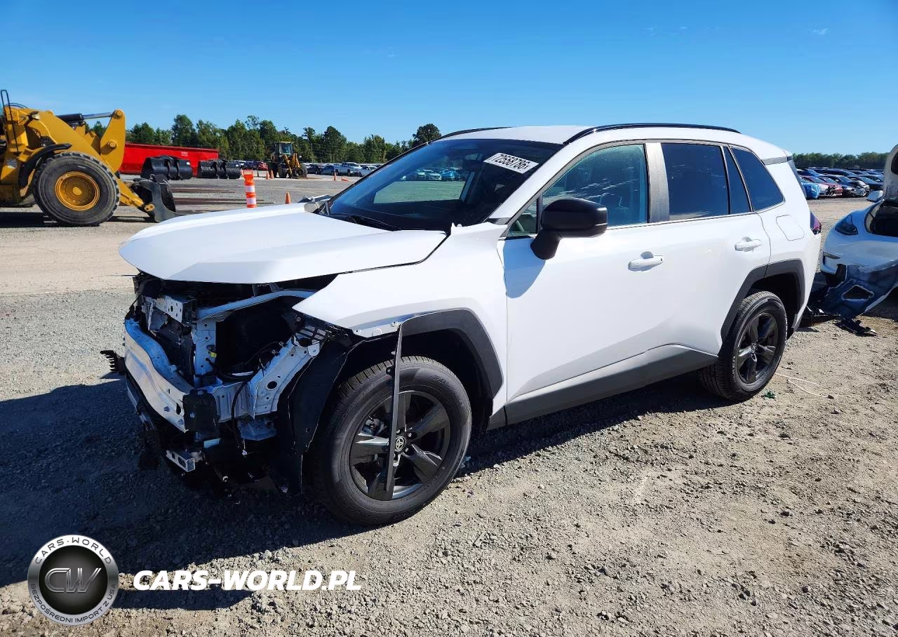 2026 Toyota Rav4 Le – zdjęcie 1 z 14