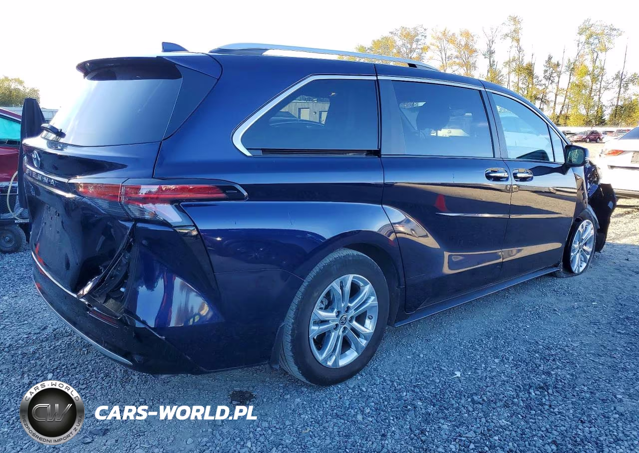 2023 Toyota Sienna Platinum 7-Passenger VIN:5TDESKFC2PS106471 - 3