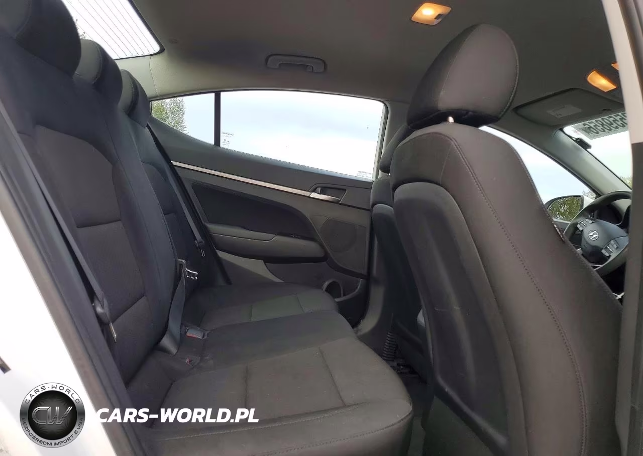 2020 Hyundai Elantra Sel VIN:5NPD84LF1LH571599 - 10