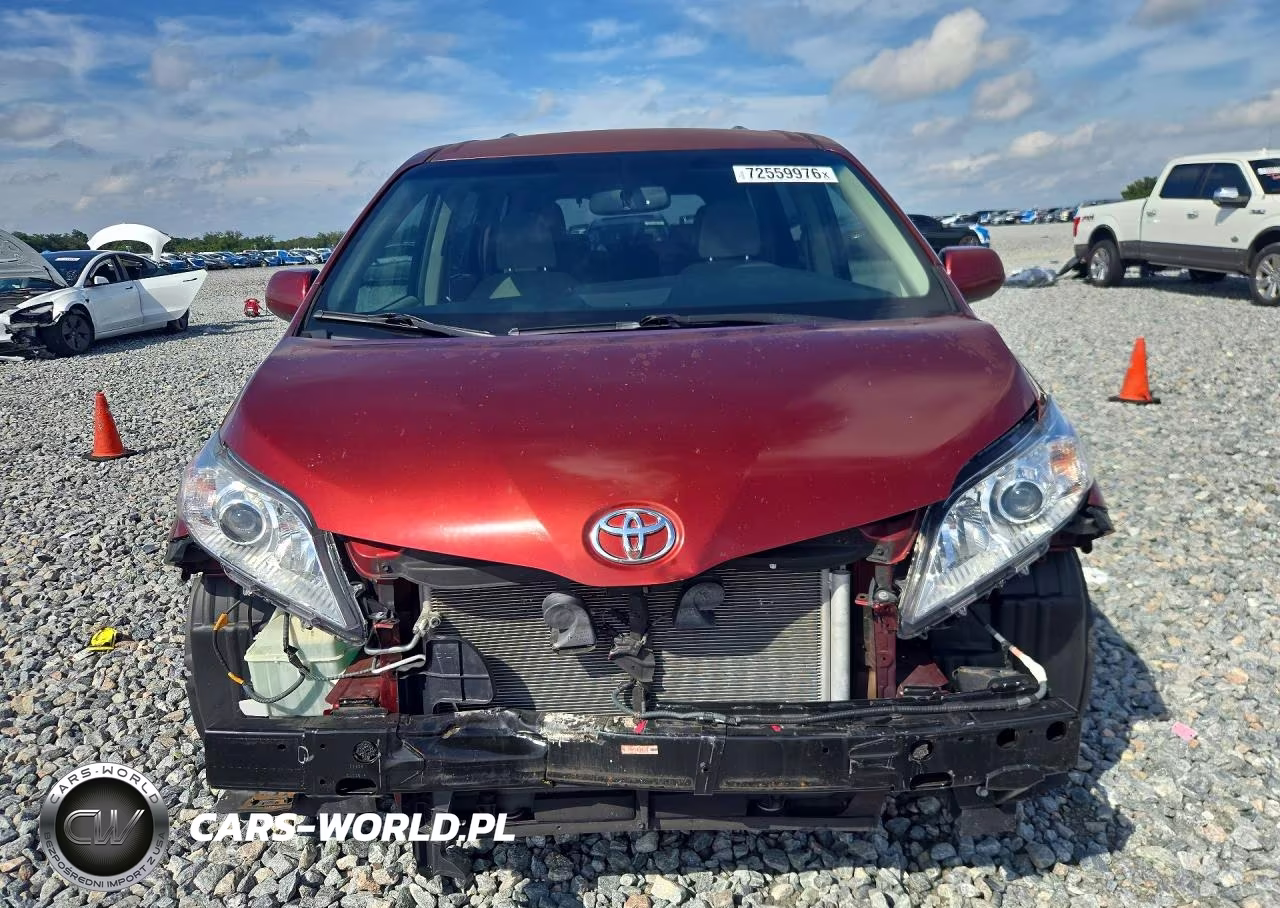 2015 Toyota Sienna Le VIN:5TDKK3DC0FS645620 - 5