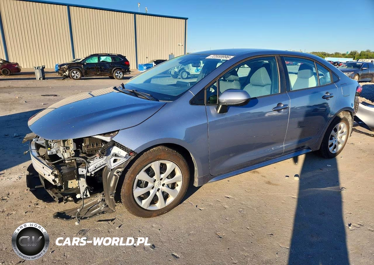 2021 Toyota Corolla Le – zdjęcie 1 z 13